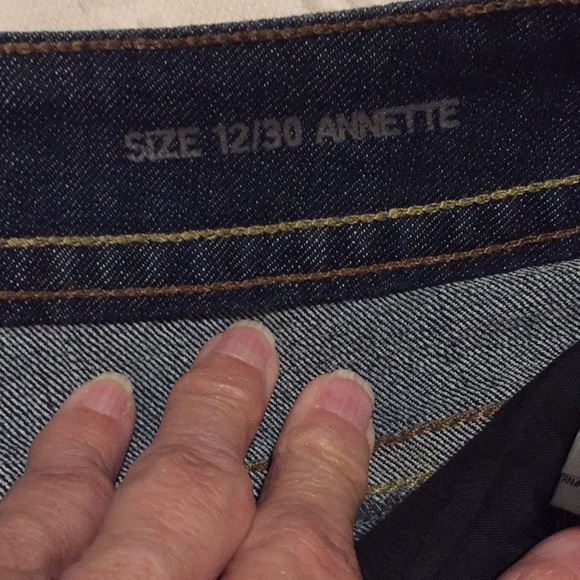 Code Bleu Shorts - Picture 6 of 8